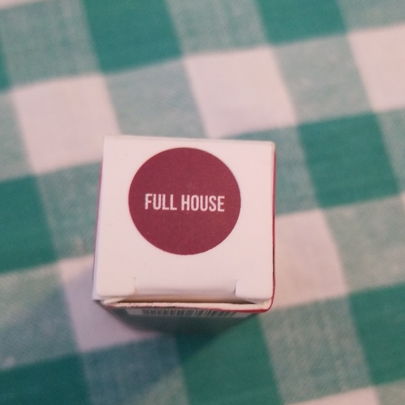 🐰 *NEW*Folly Fire Matte in Full House - Picture 7 of 8